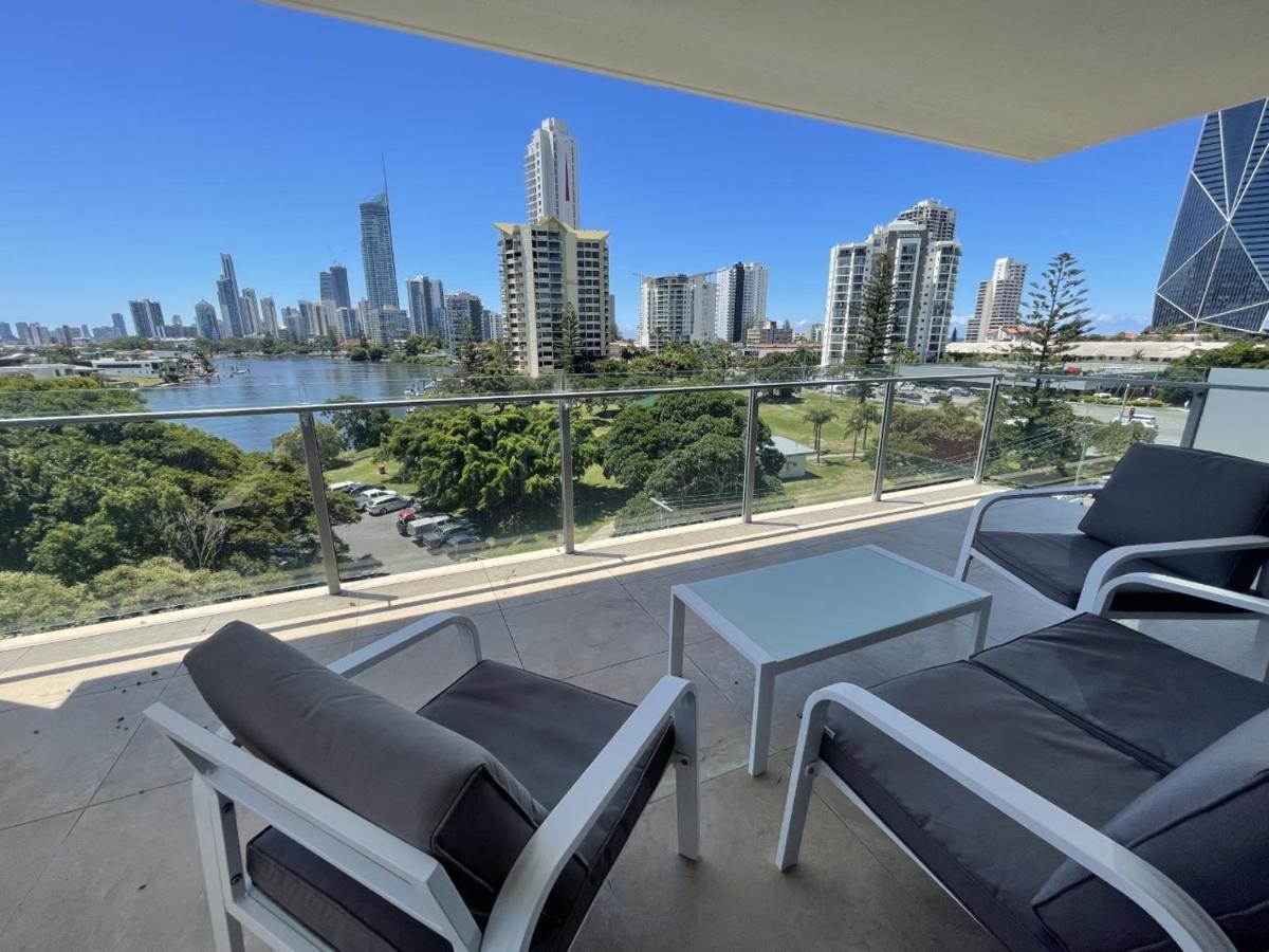 Apartamento Serenity Surfers Paradise Gold Coast Exterior foto