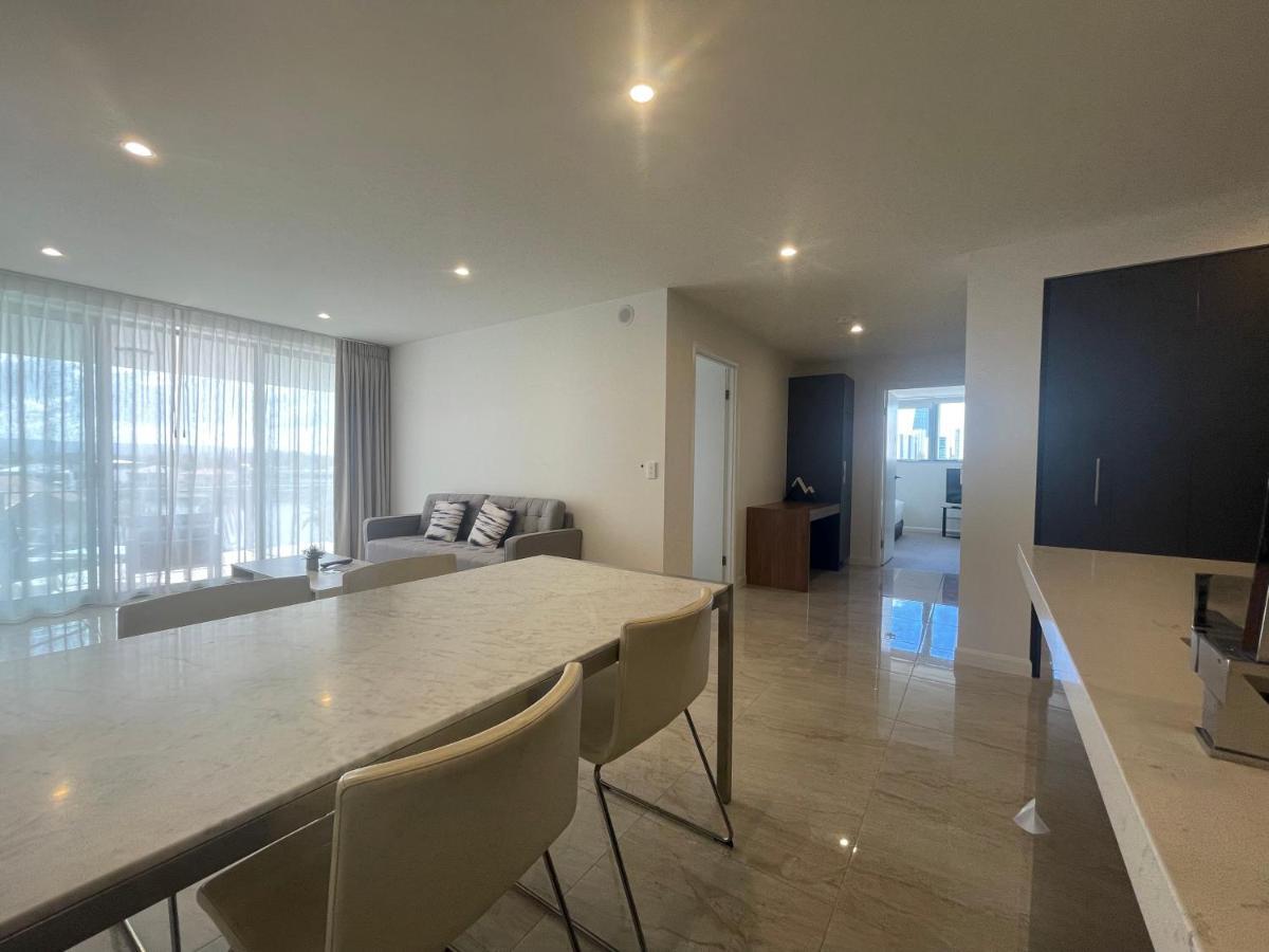 Apartamento Serenity Surfers Paradise Gold Coast Exterior foto